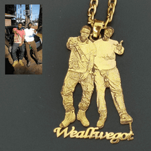 picture engraved pendant