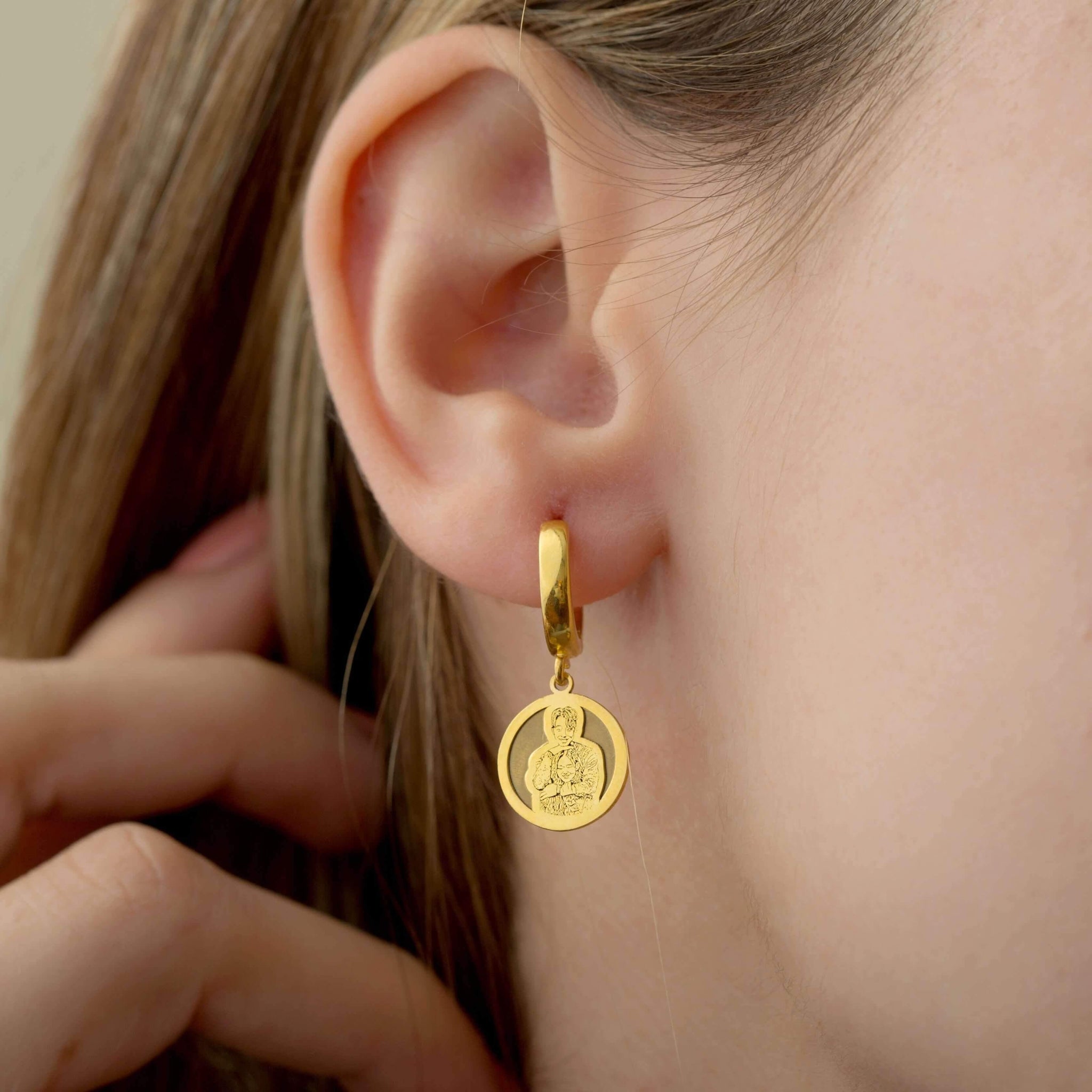Photo Engraved Dangle Earrings-Pendantify-Earrings,Personalization,photo earrings,val
